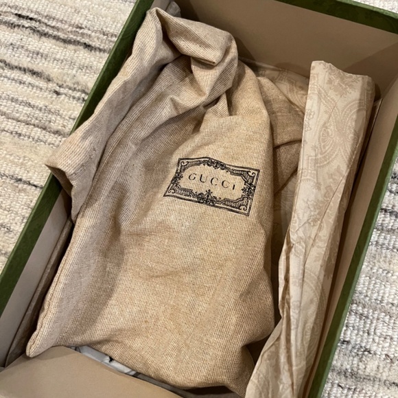 New Gucci Baby Sling Pumps - Picture 4 of 6